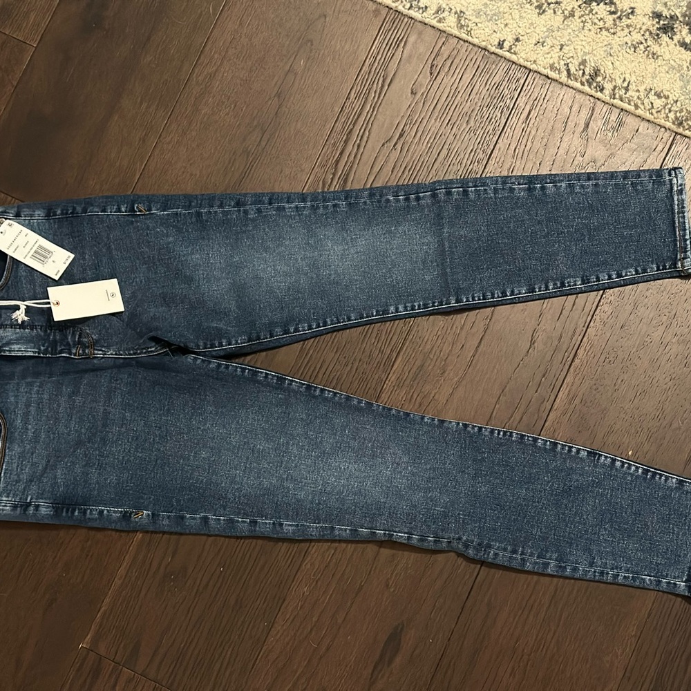 Good Legs Skinny Cropped Jeans by Good American - Picture 2 of 6